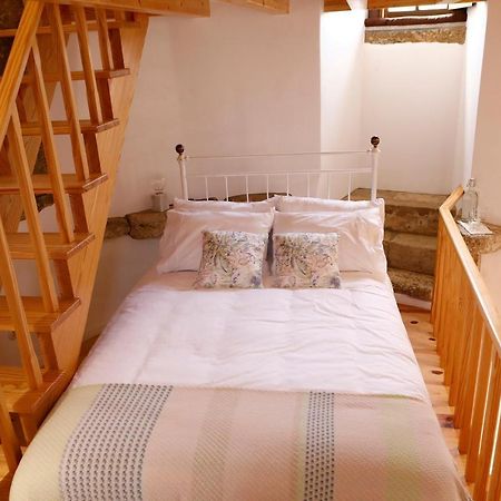 Bed and Breakfast Olá Belém! Cozy Windmill, Stunning views to Lisboa Costa da Costa da Caparica Exterior foto