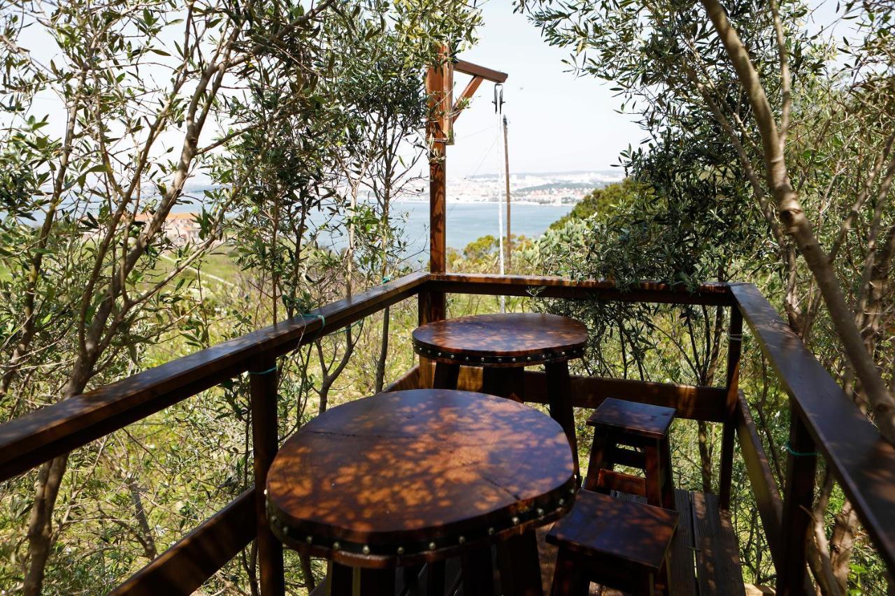 Bed and Breakfast Olá Belém! Cozy Windmill, Stunning views to Lisboa Costa da Costa da Caparica Exterior foto